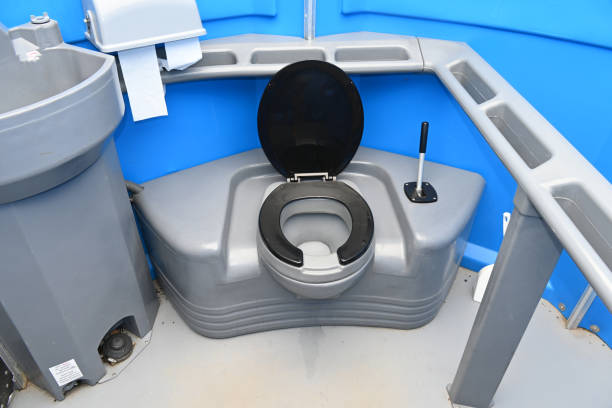 Best Luxury portable toilet rental  in Silver Lakes, CA